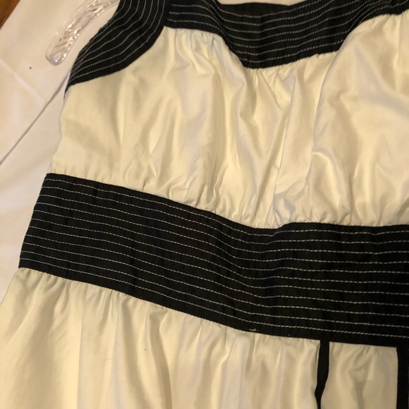 Ladies/ juniors dress - Picture 6 of 6